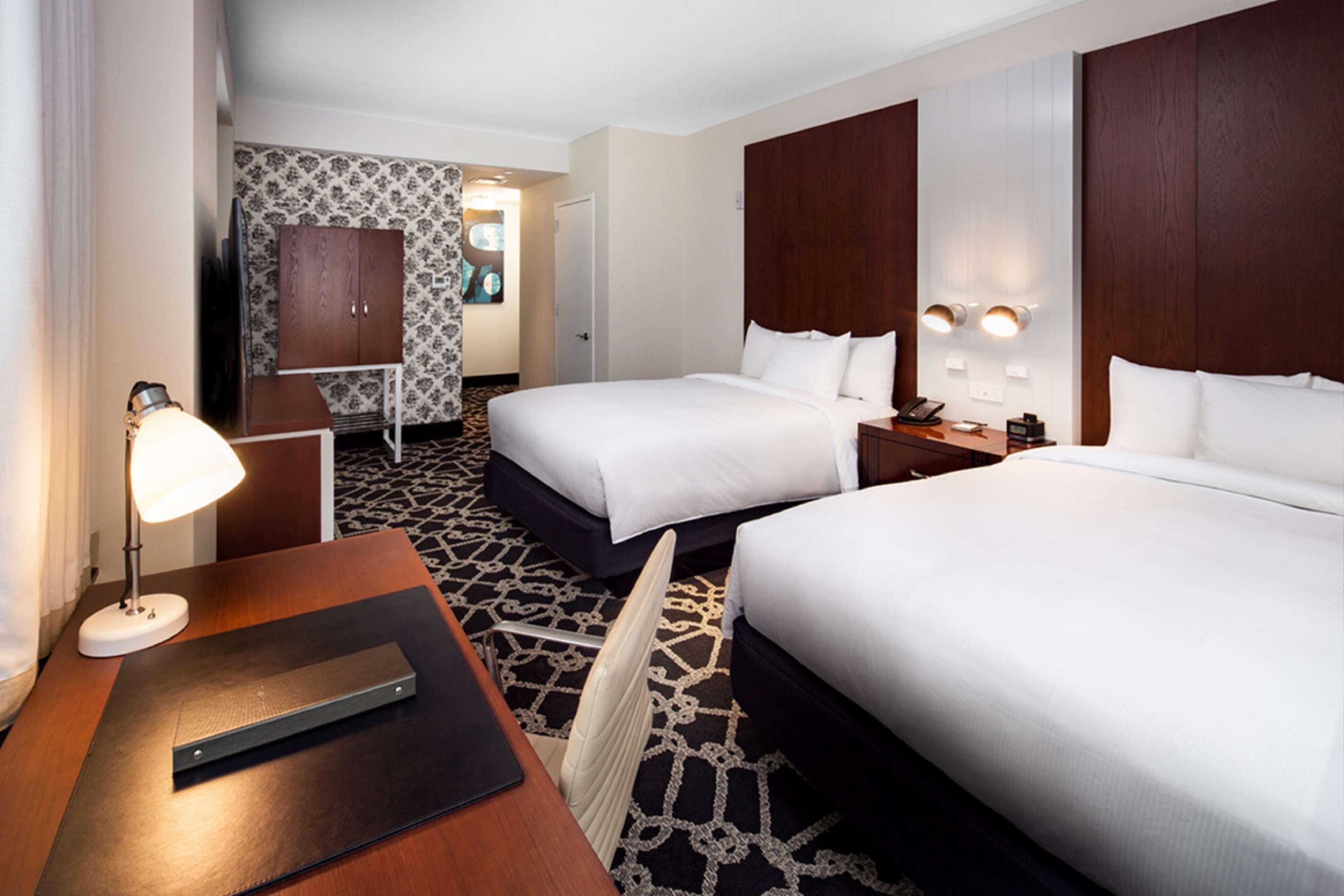 Hotel Hilton Brooklyn - Newly Renovated